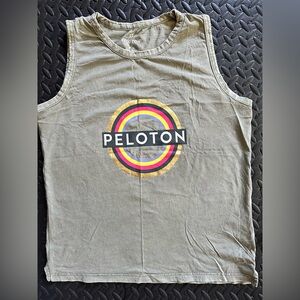 Women’s peloton fitness tank, great condition!